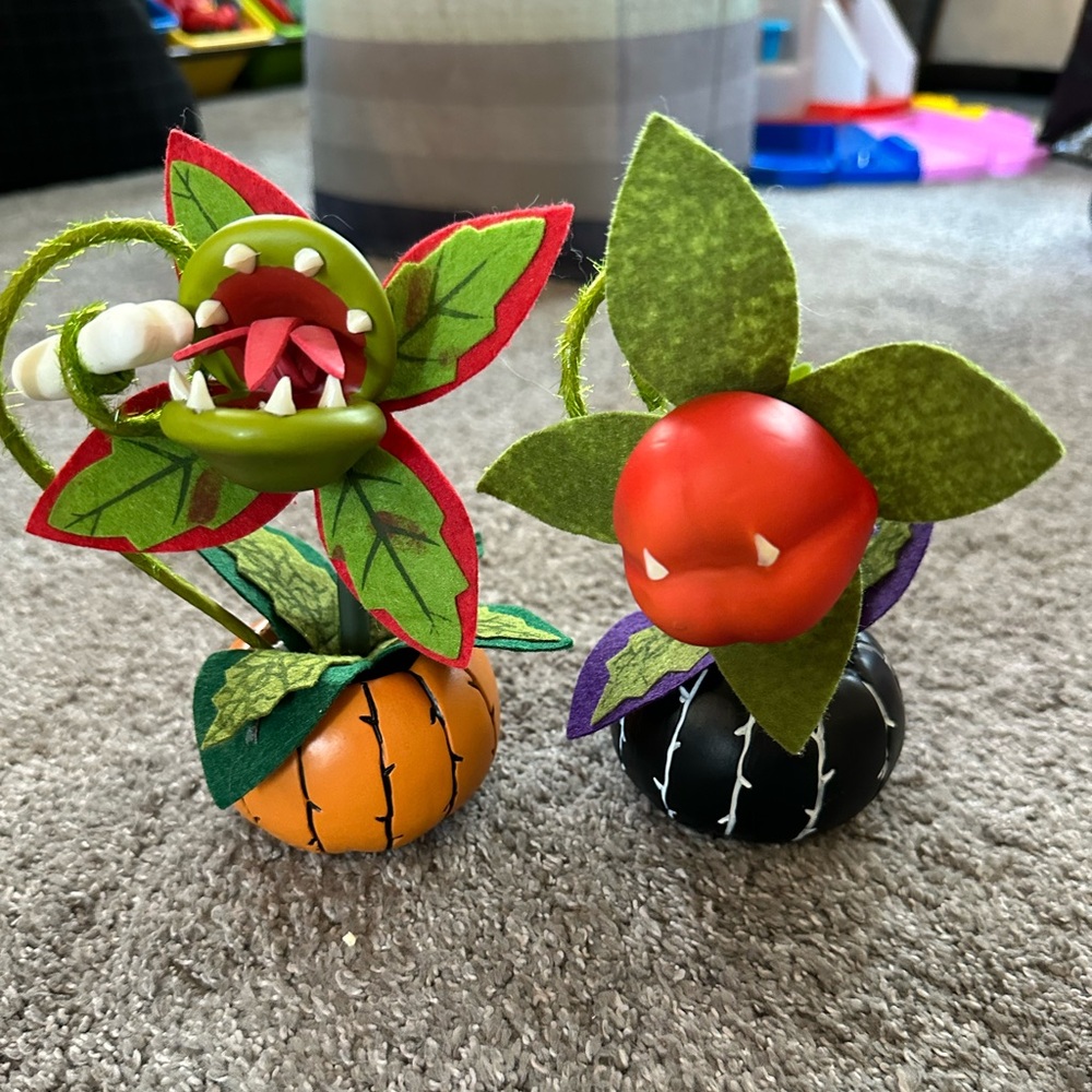Halloween decor 2pk